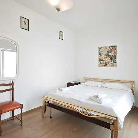 Domus Arianna Διαμέρισμα *
